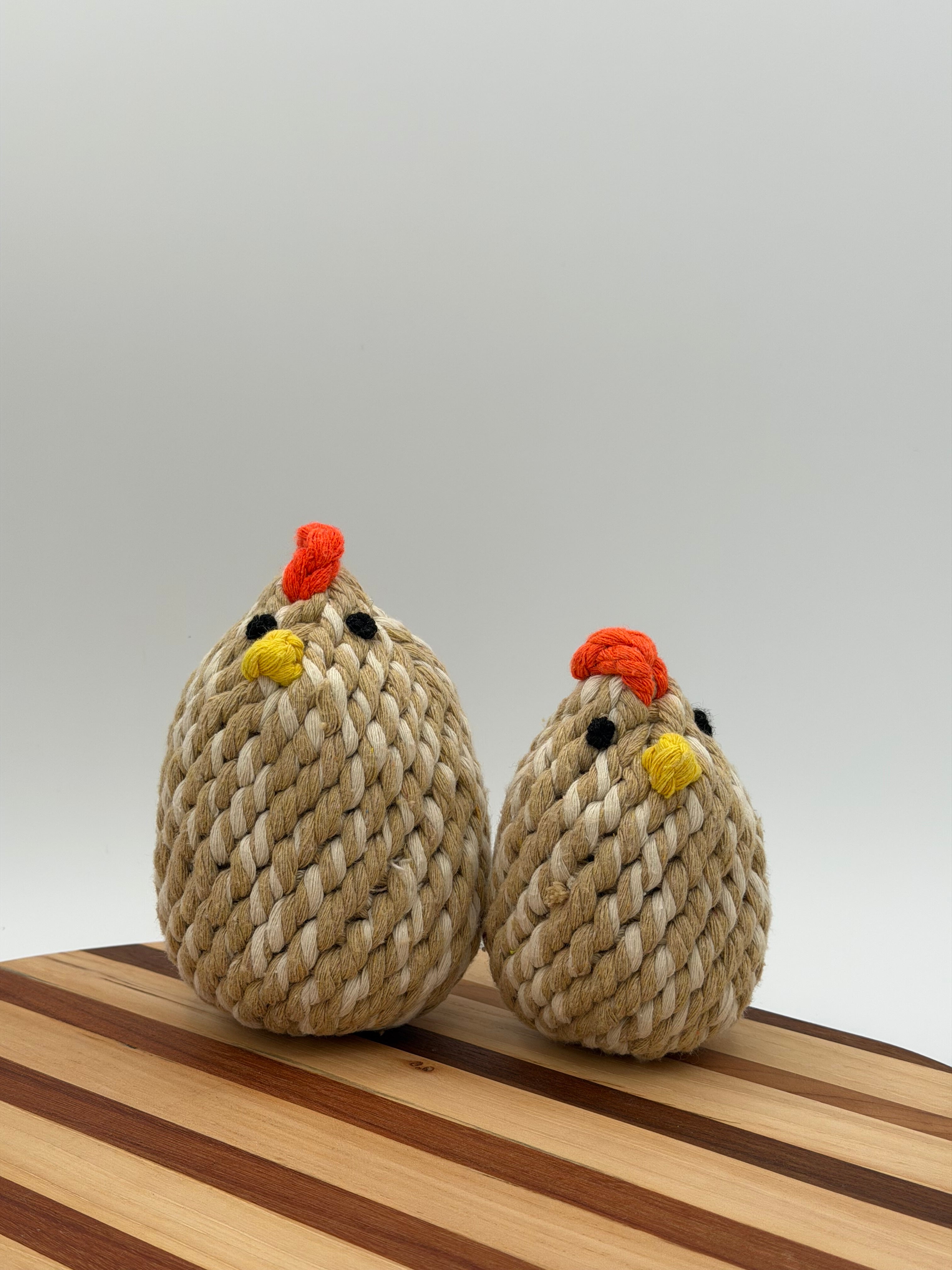 The Mama Hen & Little Chick Rope Pet Toy Set